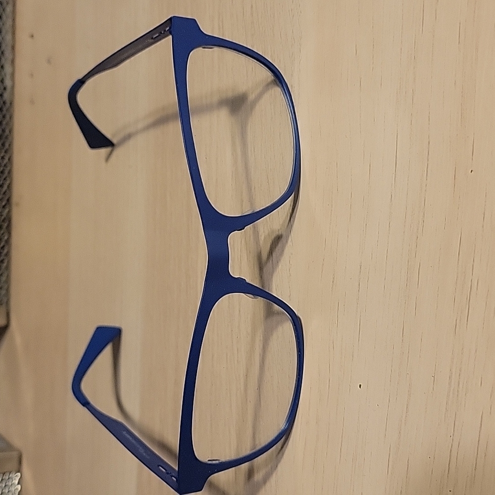 italia independent designer glasses